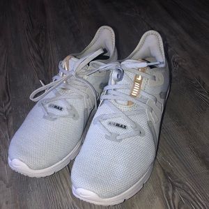 White Nike Air Max size 8.5